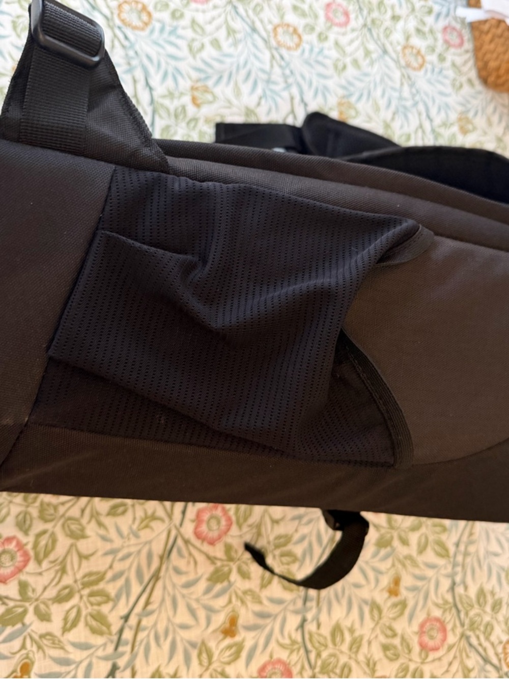 Lowepro Camera Backpack - Picture 7 of 9